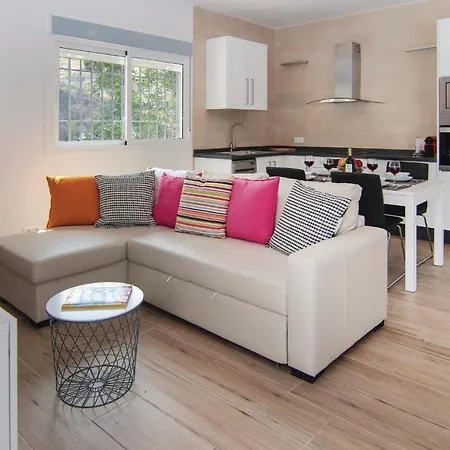 Gorgeous In With Wifi Holiday home